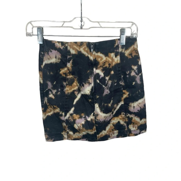 Free people Midnight bleach dyed denim mini skirt women’s size 0 - Picture 2 of 9